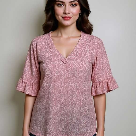Elegant Pink Patterned V-Neck Blouse - Picture 7 of 8